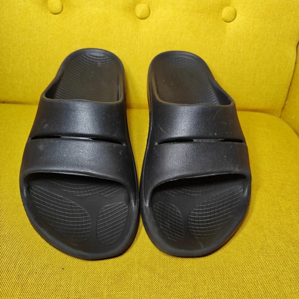 OOFOS OOahh Sport Flex Recovery Slide Black Sandal Slip On Comfy Women 12 Men 10